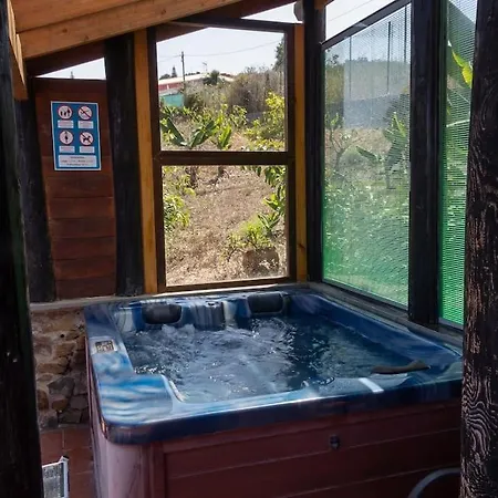 Casa Rustica Con Jacuzzi * Las Palmas de Gran Canárias