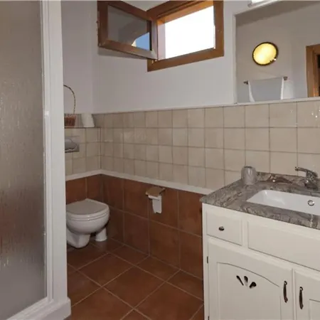 Casa Rustica Con Jacuzzi Holiday home *