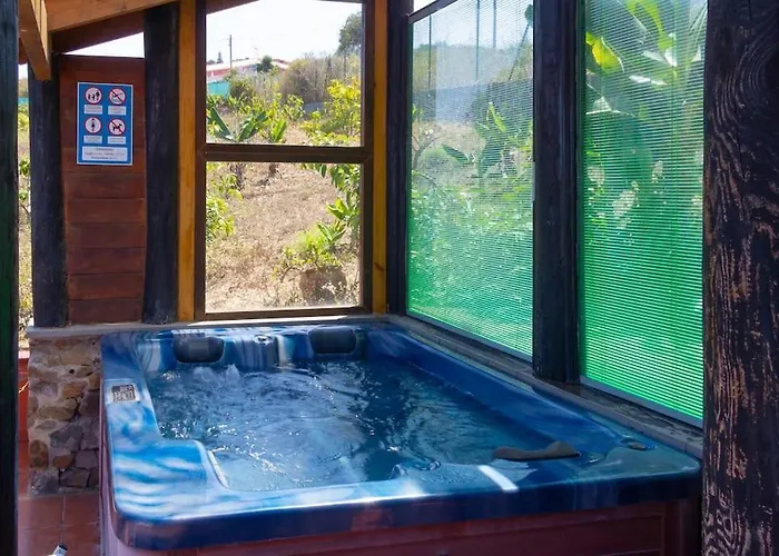 Hébergement de vacances Casa Rustica Con Jacuzzi